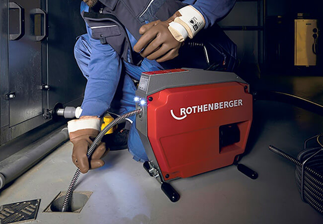 Kadikoy Balkon Gideri Açmak