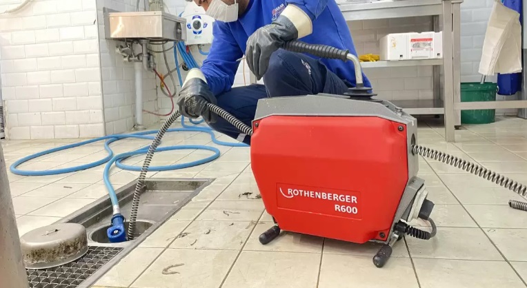 Kadikoy Tesisatci Gider Mutfak Açmak 